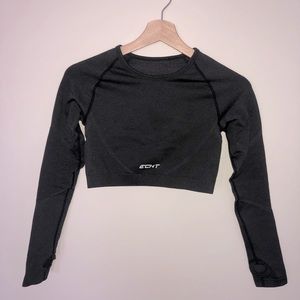 Long sleeve workout top